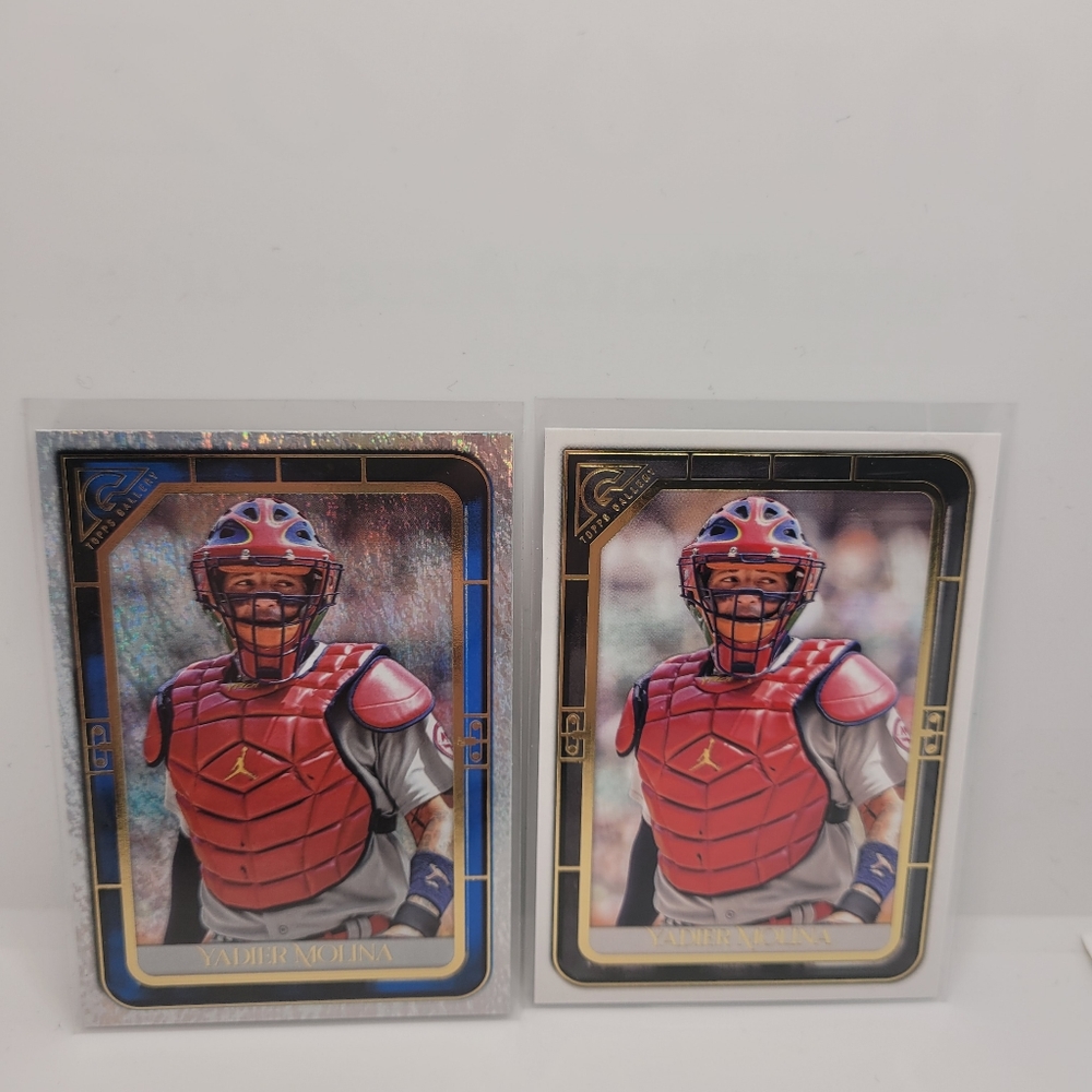 Two Yadier Molina cards one refractor/50
